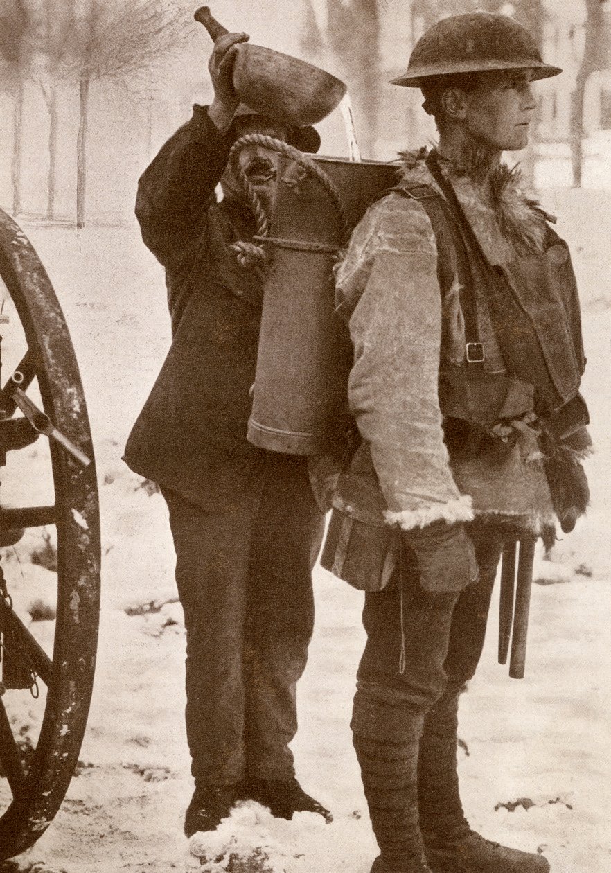 Der heiße Suppenmann, 1918 von English Photographer