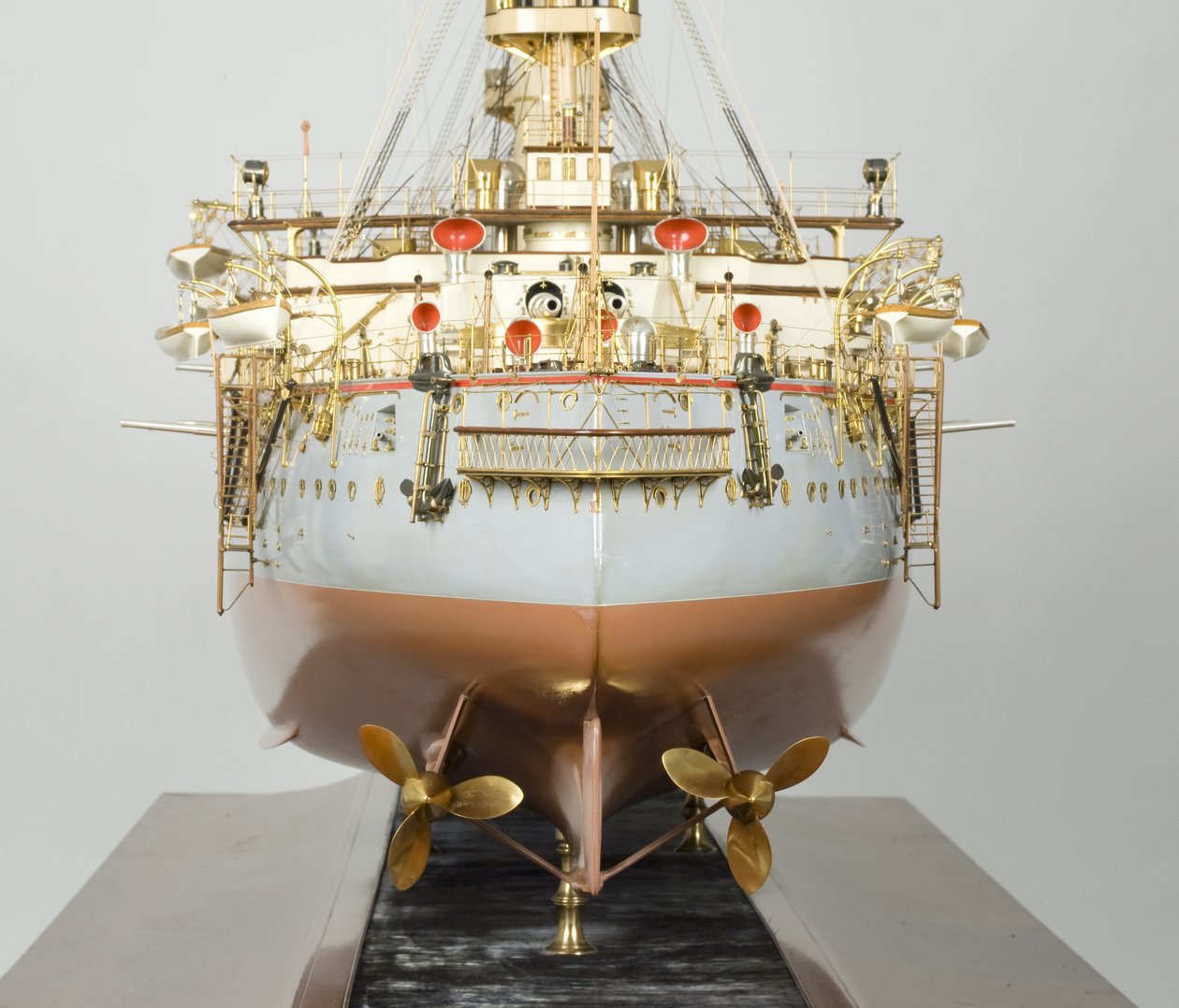 Modell des japanischen Schlachtschiffs "Hatsuse", ca. 1890-99 von English School