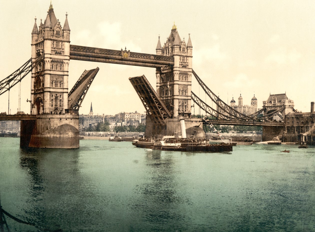 Tower Bridge, London von English School