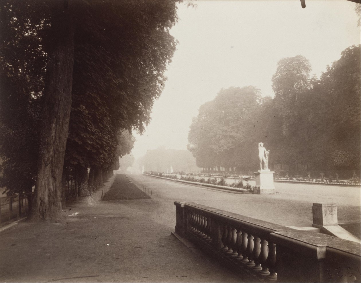 Saint-Cloud von Eugène Atget