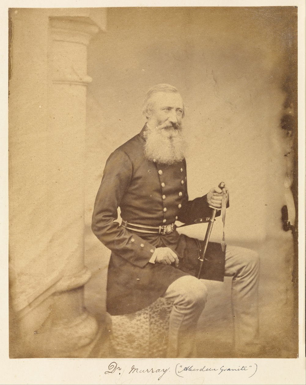 Dr. Murray (Aberdeen Granit) von Felice Beato