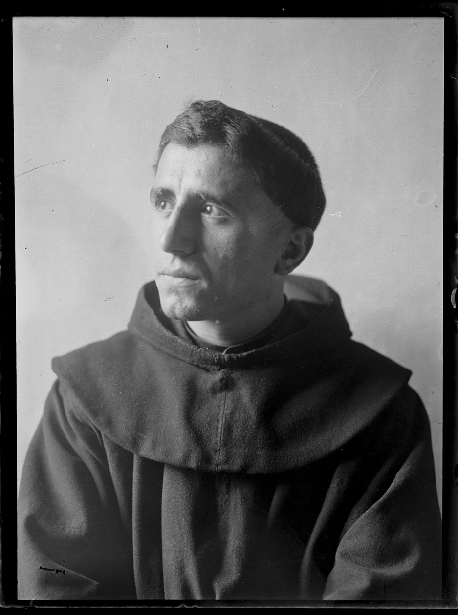 Franziskaner in Assisi von Ferdinand Schmutzer