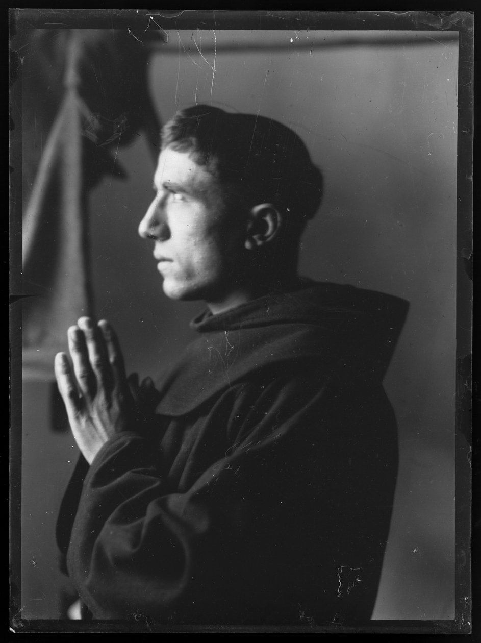 Gebet eines Franziskaners in Assisi von Ferdinand Schmutzer