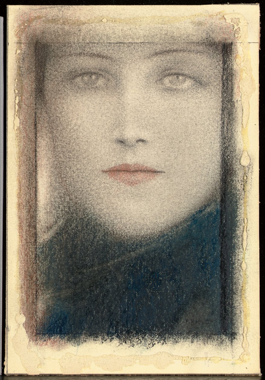 Kopf einer Frau, ca. 1910 von Fernand Khnopff