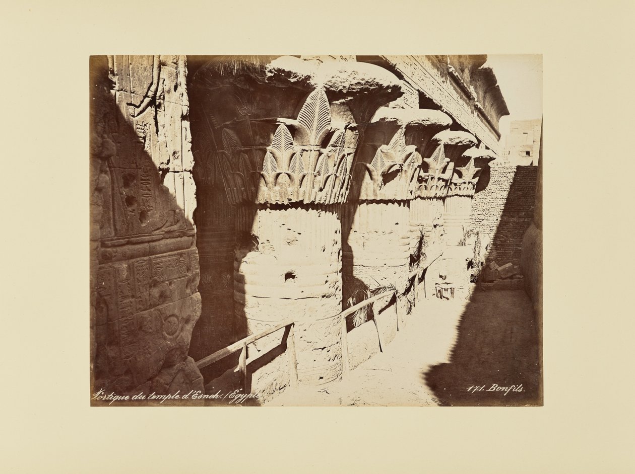 Portikus des Tempels von Esneh (Ägypten) von Félix Bonfils