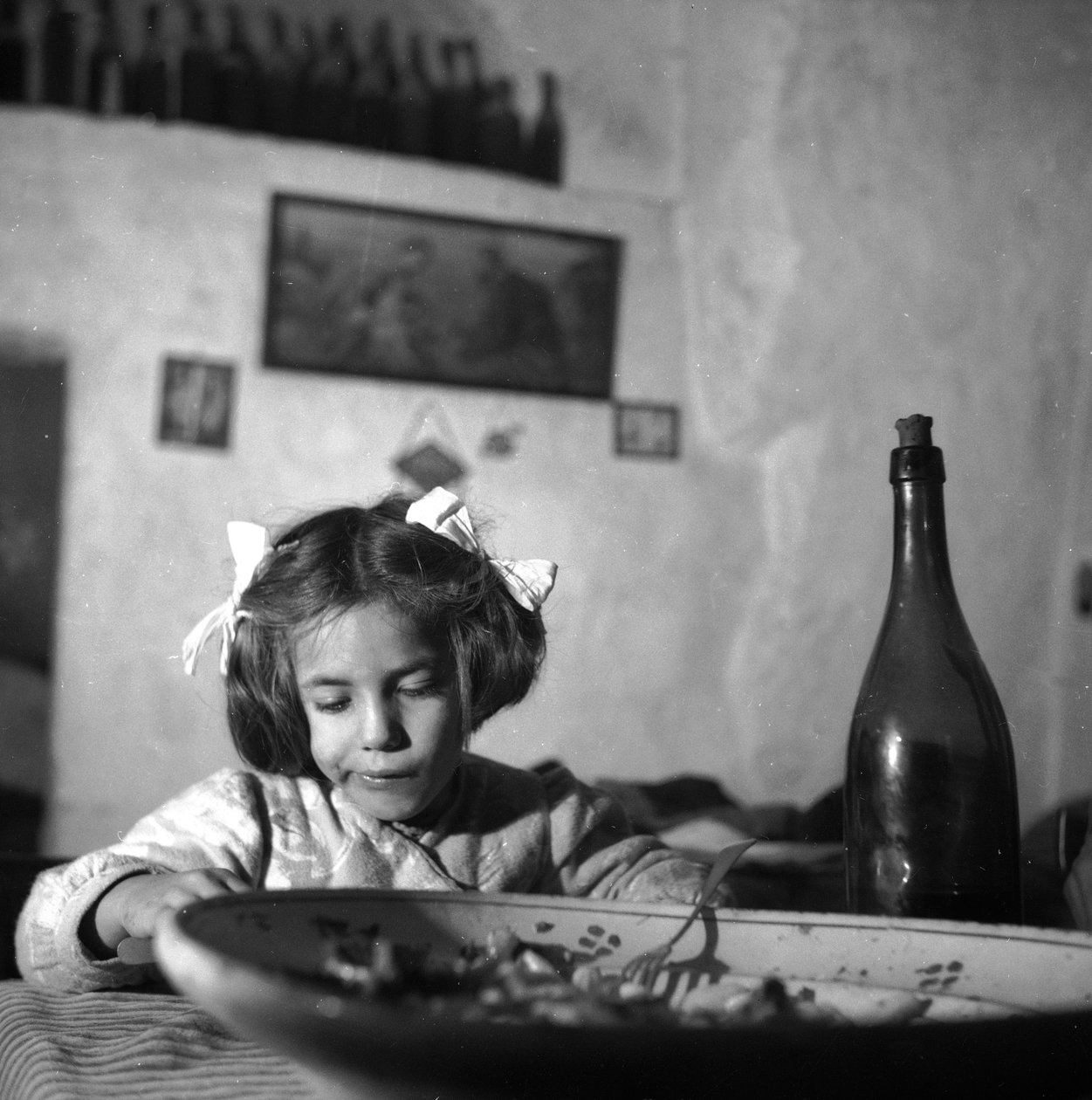 Mädchen aus Matera von Fosco Maraini