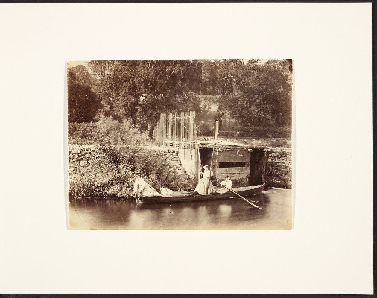 Frauen beim Bootfahren von Francis Edmond Currey