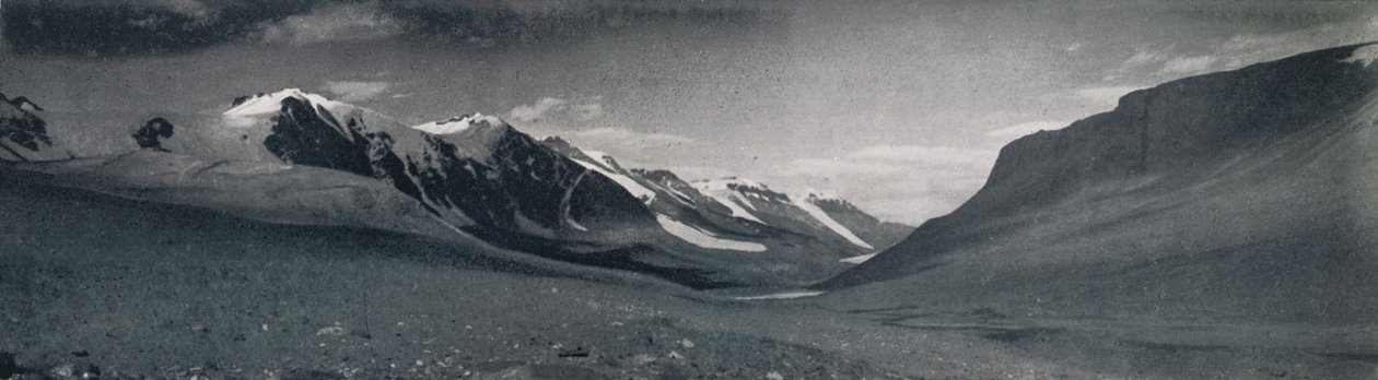 Ein eisfreies Auslass-Tal von Frank Debenham