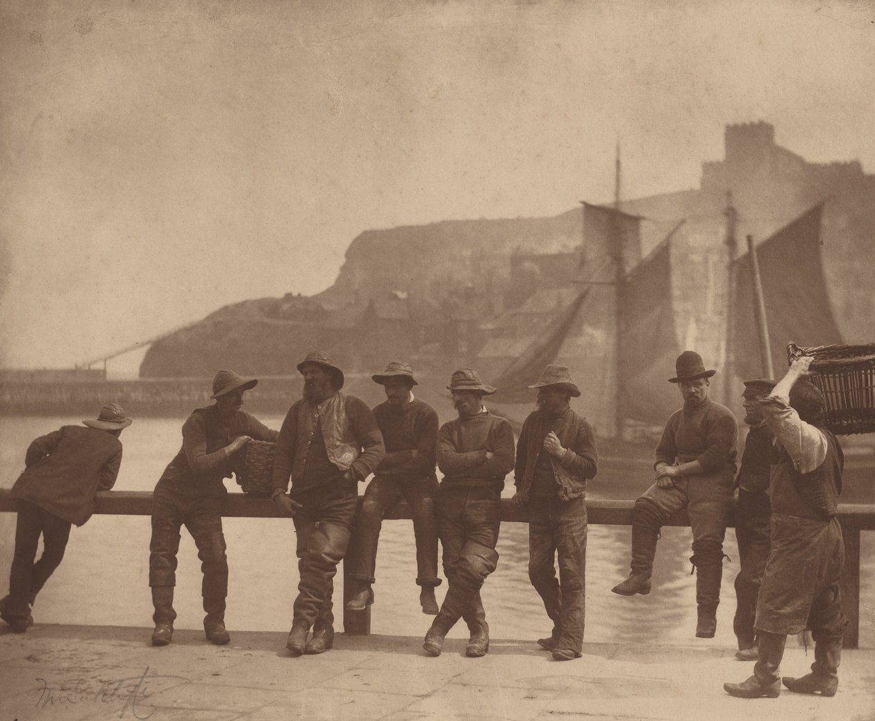 Whitby-Fischer, um 1885 von Frank Meadow Sutcliffe