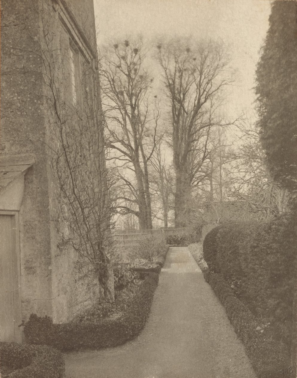 Kelmscott Manor: Im Garten von Frederick H. Evans