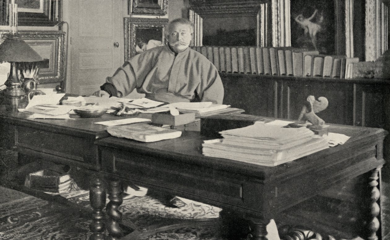 Alexandre Dumas Fils (1824-95) in seinem Arbeitszimmer von French Photographer