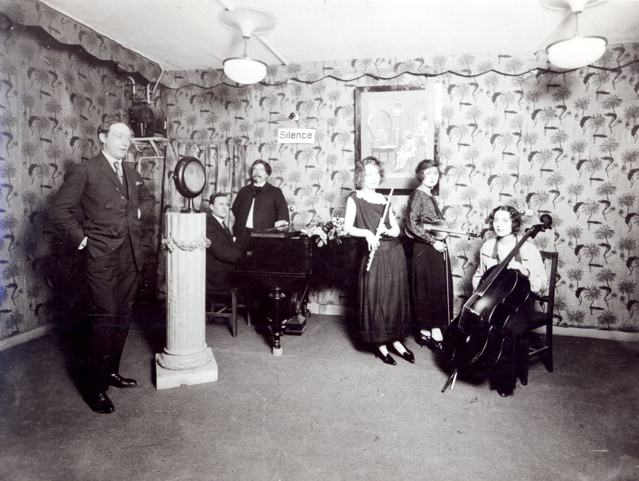 Französisches Radiostudio von French Photographer