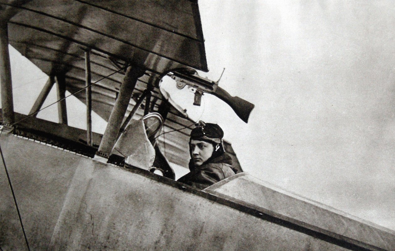 Guynemer in seinem Nieuport 10 Jagdflugzeug, 1916 von French Photographer