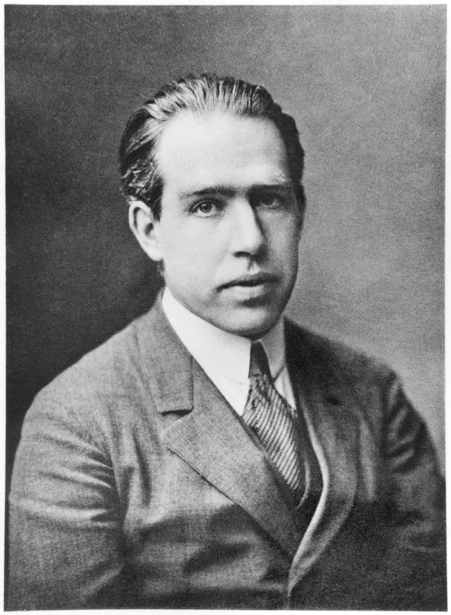 Niels Bohr (1885-1962) um 1922 von French Photographer