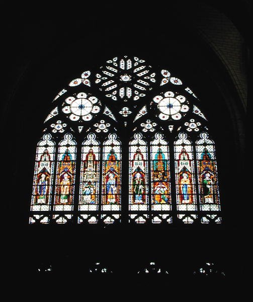 Fenster des Südquerhauses von French School