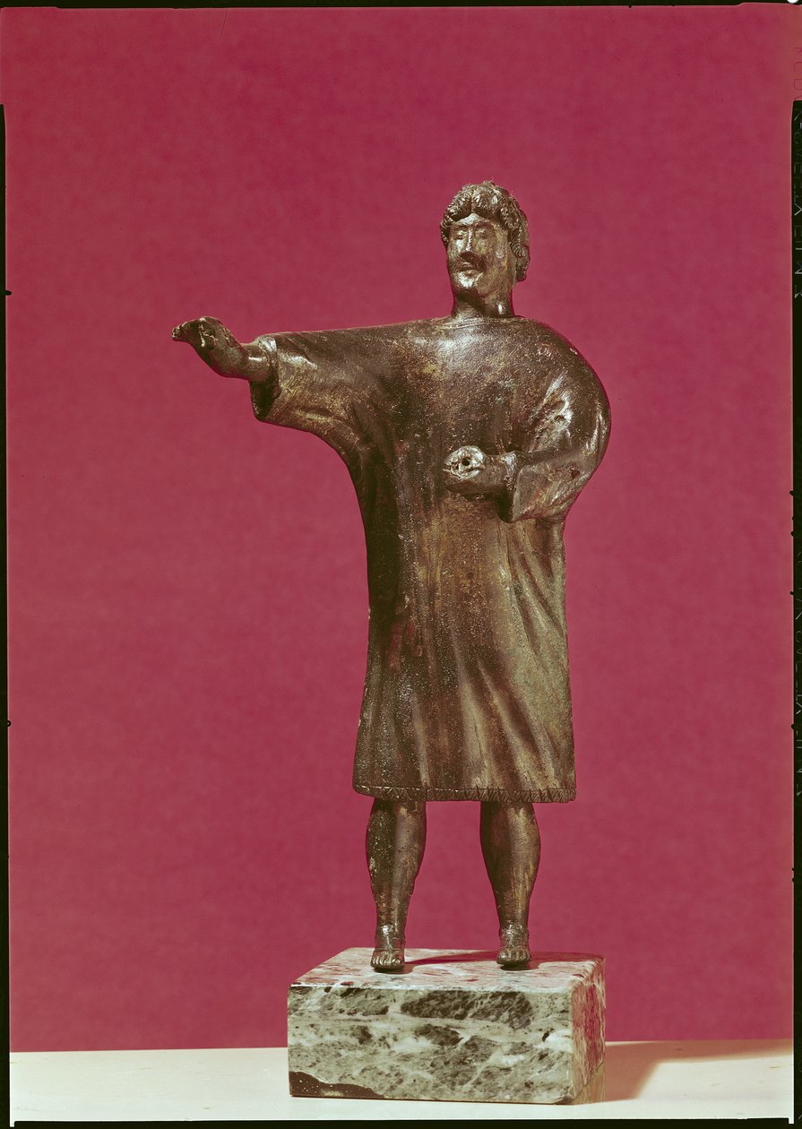 Figur eines Mannes mit einem Sagum, aus Neuvy-en-Sullias von Gallo Roman