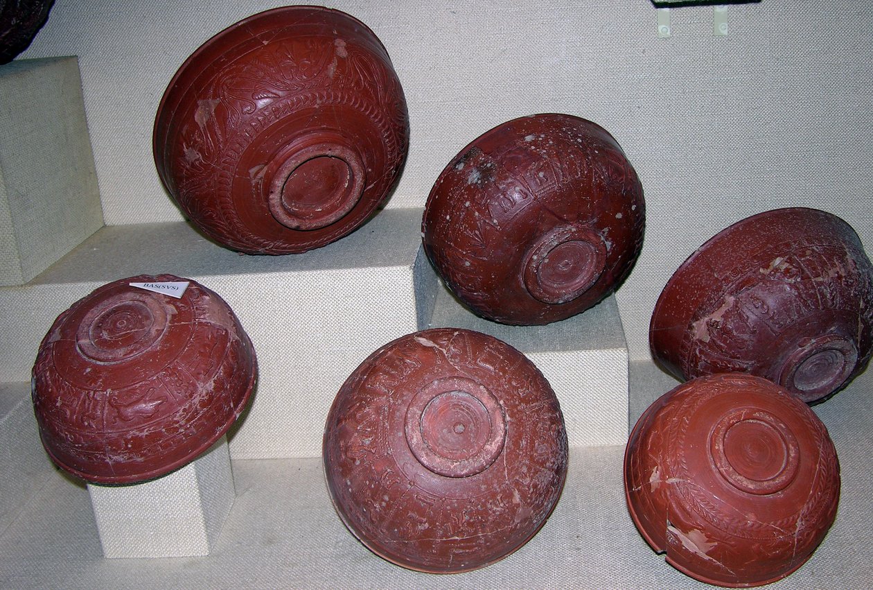 Dragondorff-Becher, ca. 150 v. Chr. von Gallo Roman