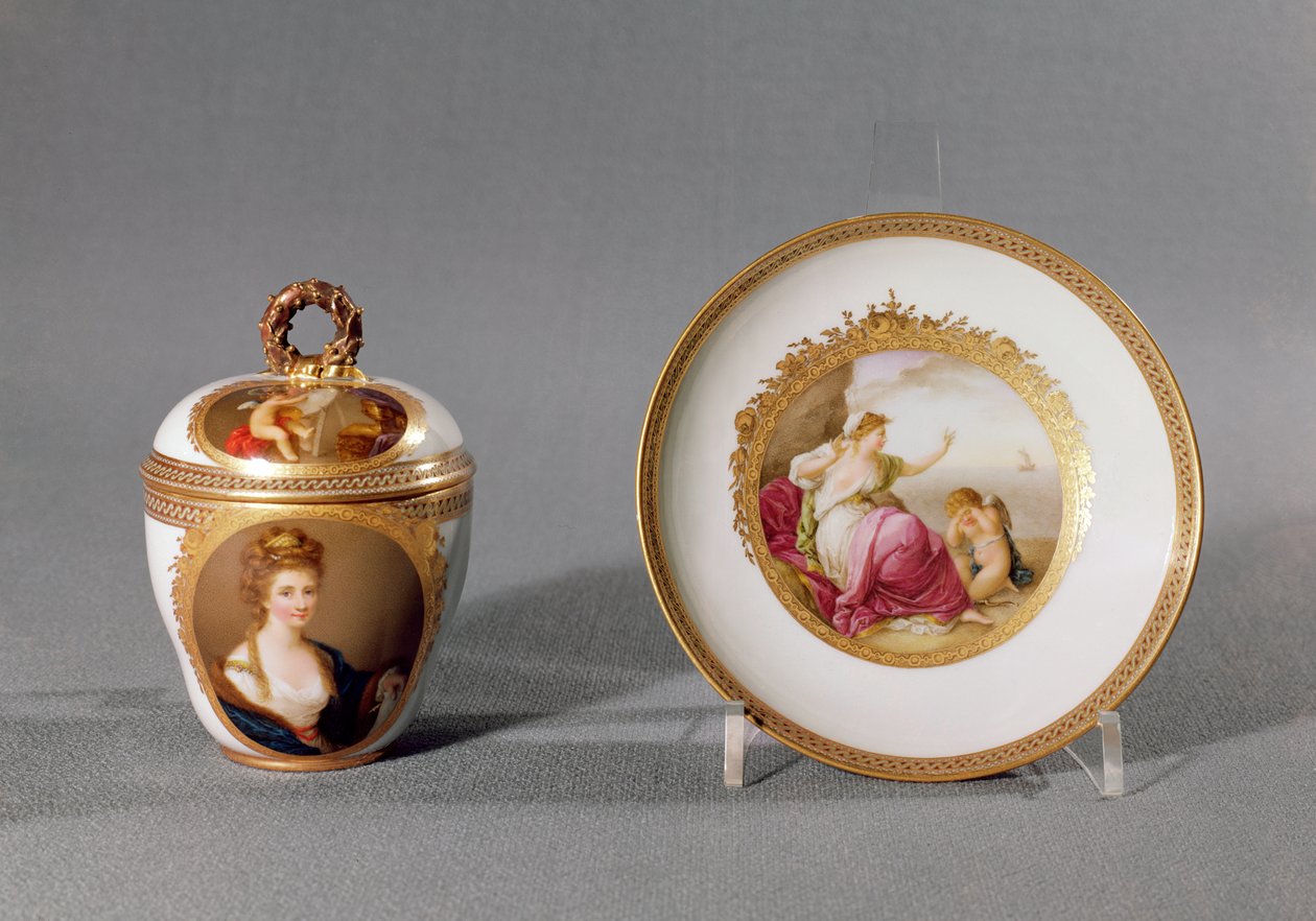 Meissen Tasse, Deckel und Untertasse, bemalt von Angelica Kauffmann (1741-1807) von German School