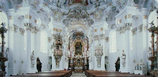 Innenansicht der Kirche von German School
