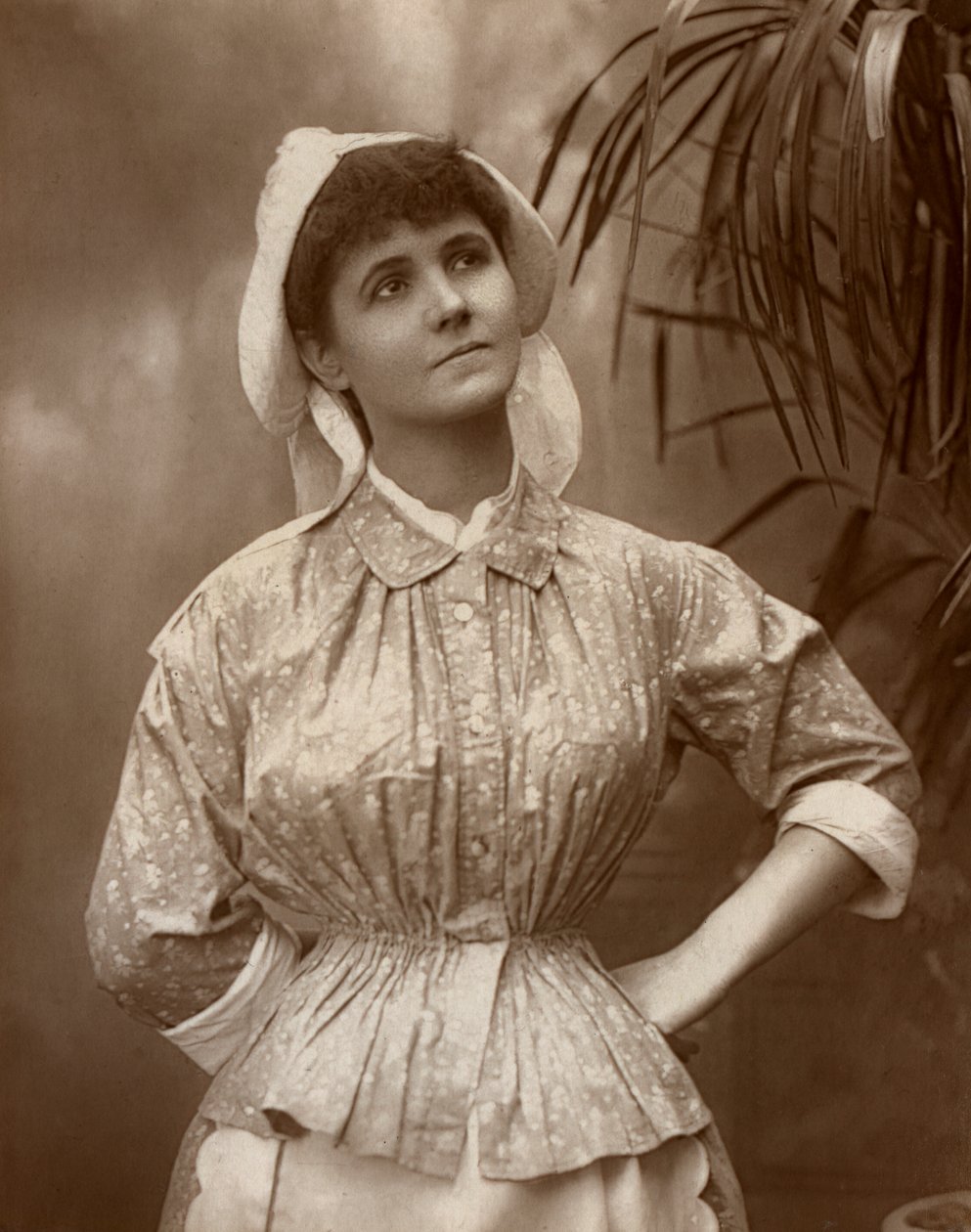 Agnes Hewitt, britische Schauspielerin, 1887 von HS Mandelssohn