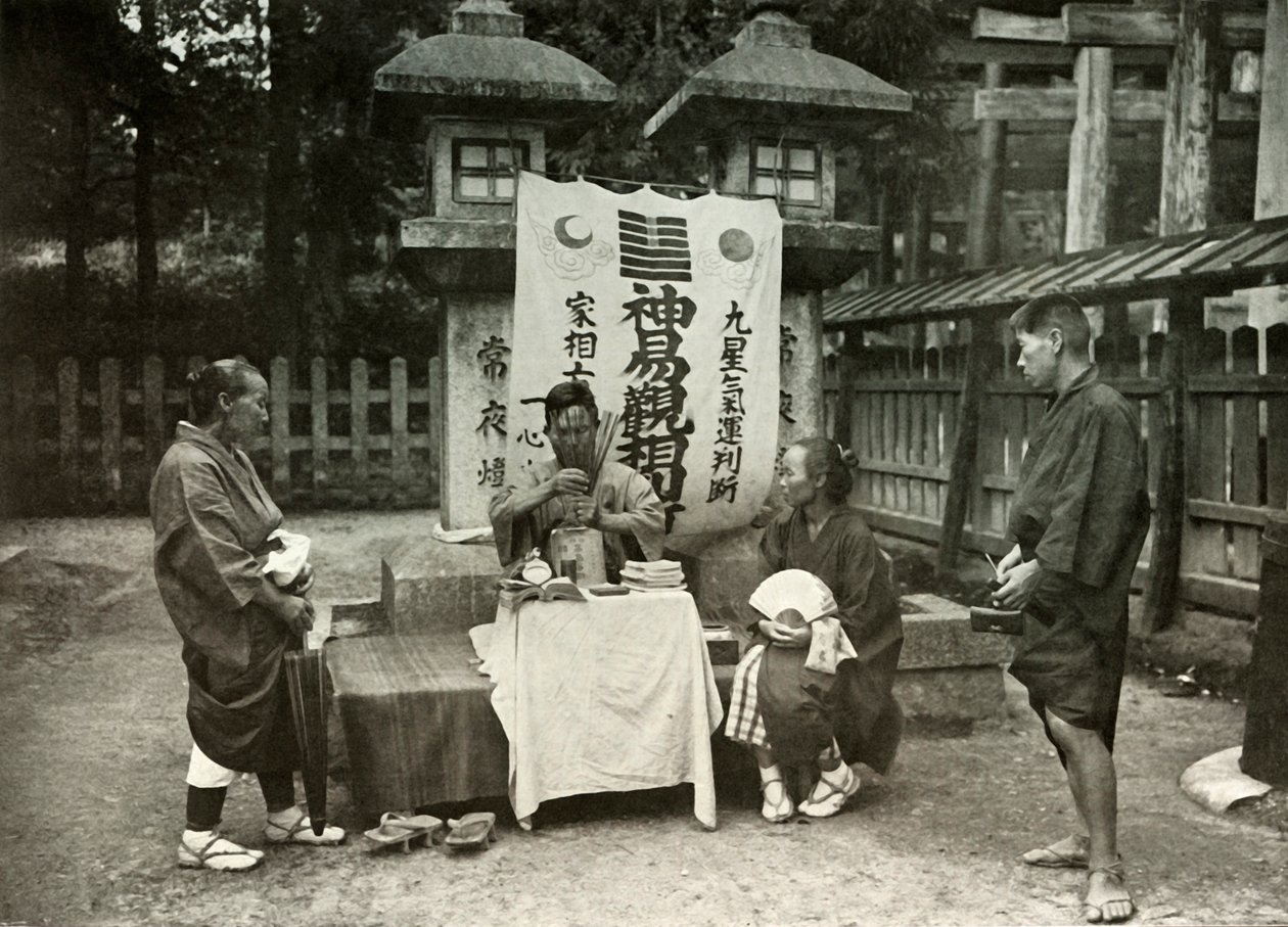Eine Wahrsagerin am Inari-Tempel, 1910 von Herbert Ponting