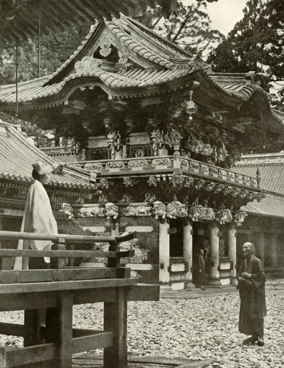 Das Yomei-Tor in Nikko, 1910 von Herbert Ponting
