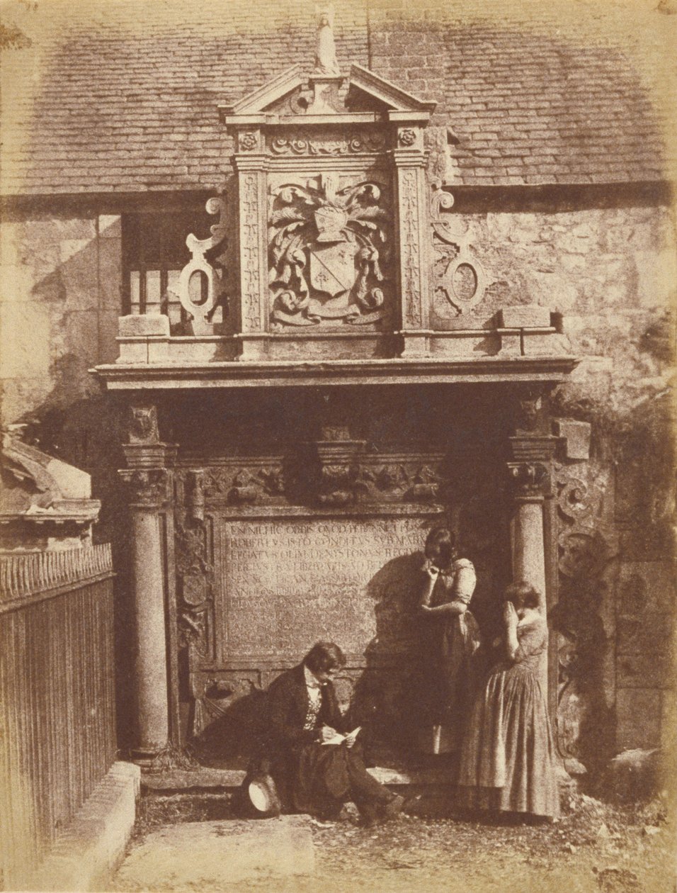 Greyfriars Kirchhof, das Dennistoun-Denkmal mit D. O. Hill und seinen Nichten von Hill and Adamson