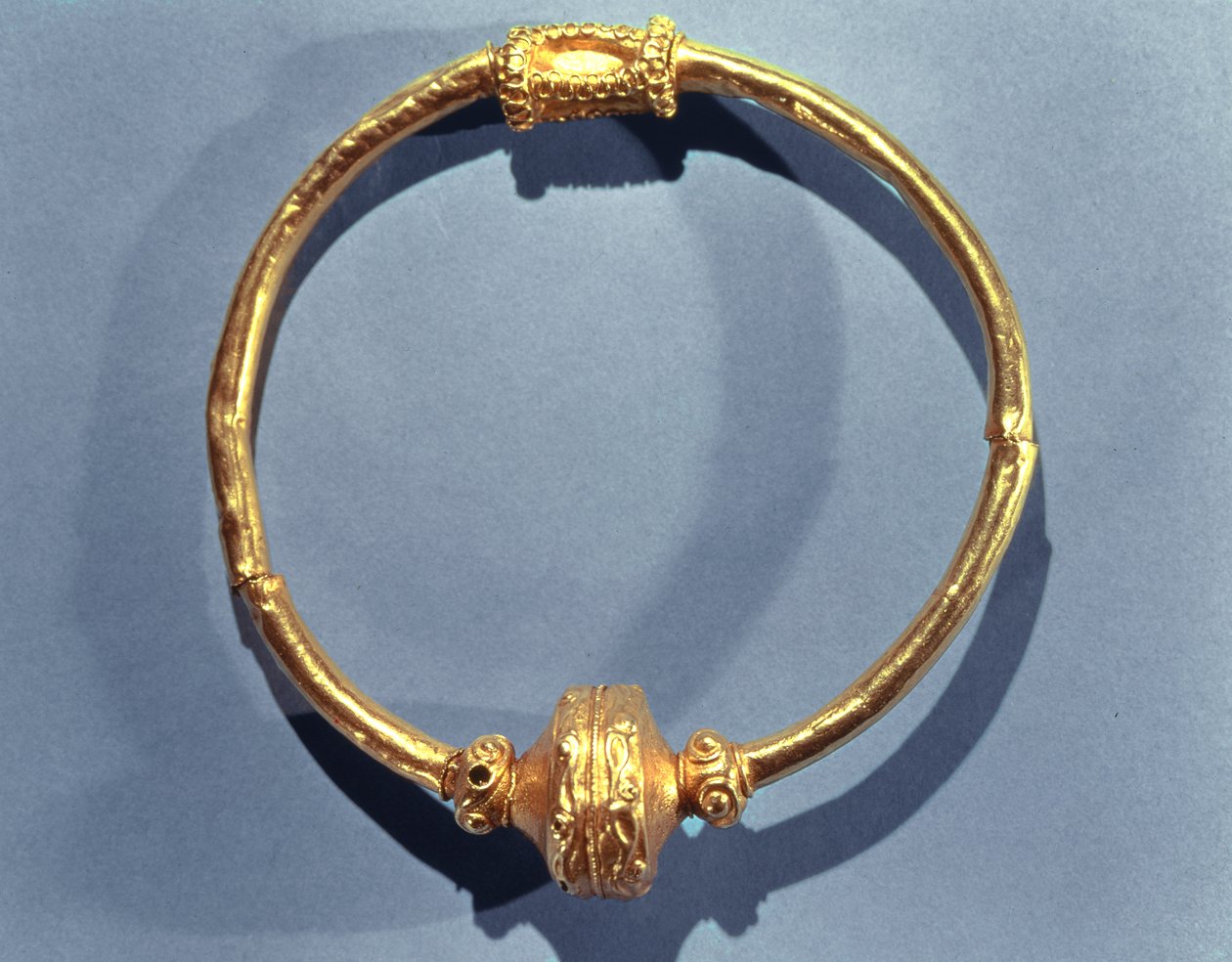 Kragen, aus Ardnaglug, County Roscommon (Gold) von Iron Age