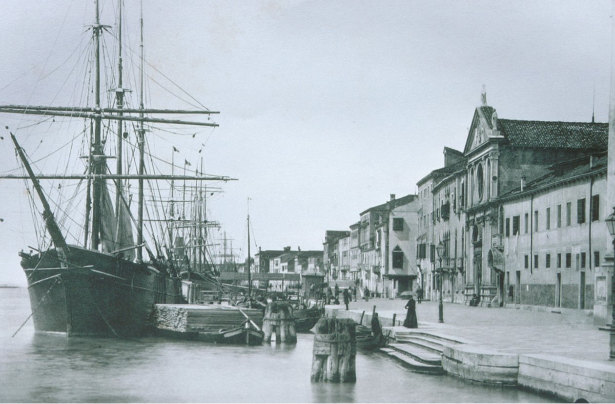 Boot auf dem Canal Grande von Italian Photographer