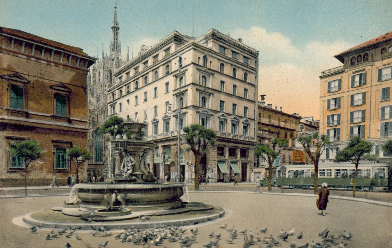 Mailand: Piazza Fontana von Italian Photographer