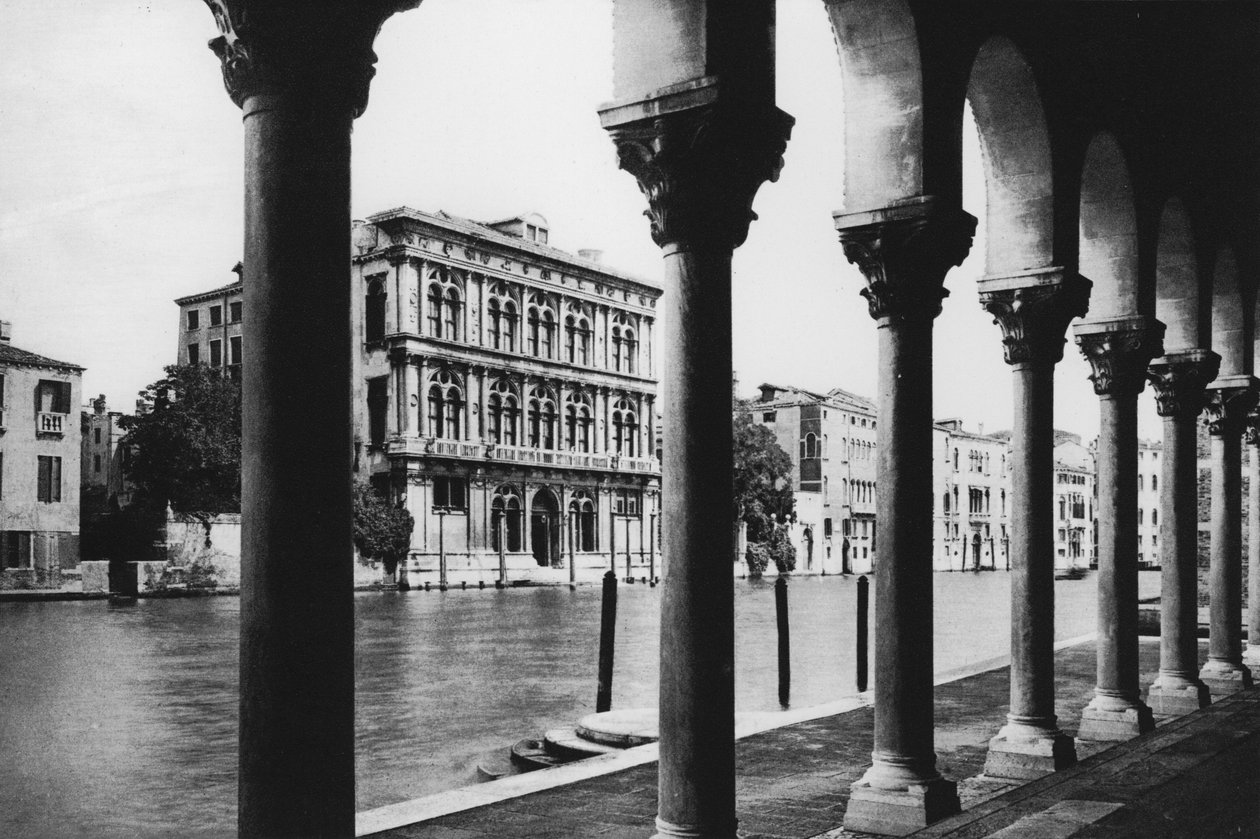 Venedig, Canal Grande, Palazzo Vendramin von Italian Photographer