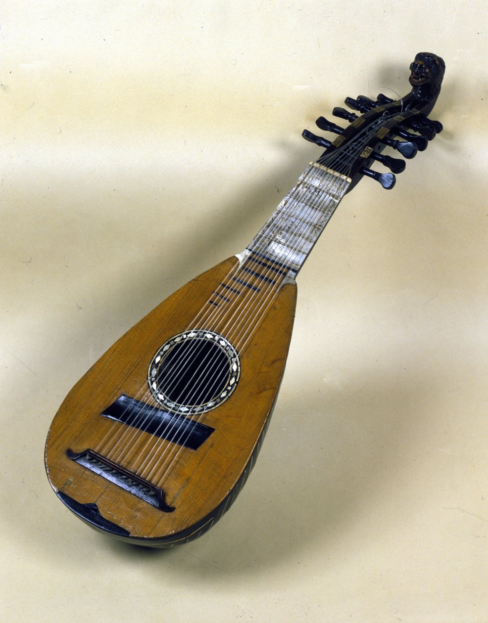 Venezianisches Mandolinen-Stillleben von Italian School