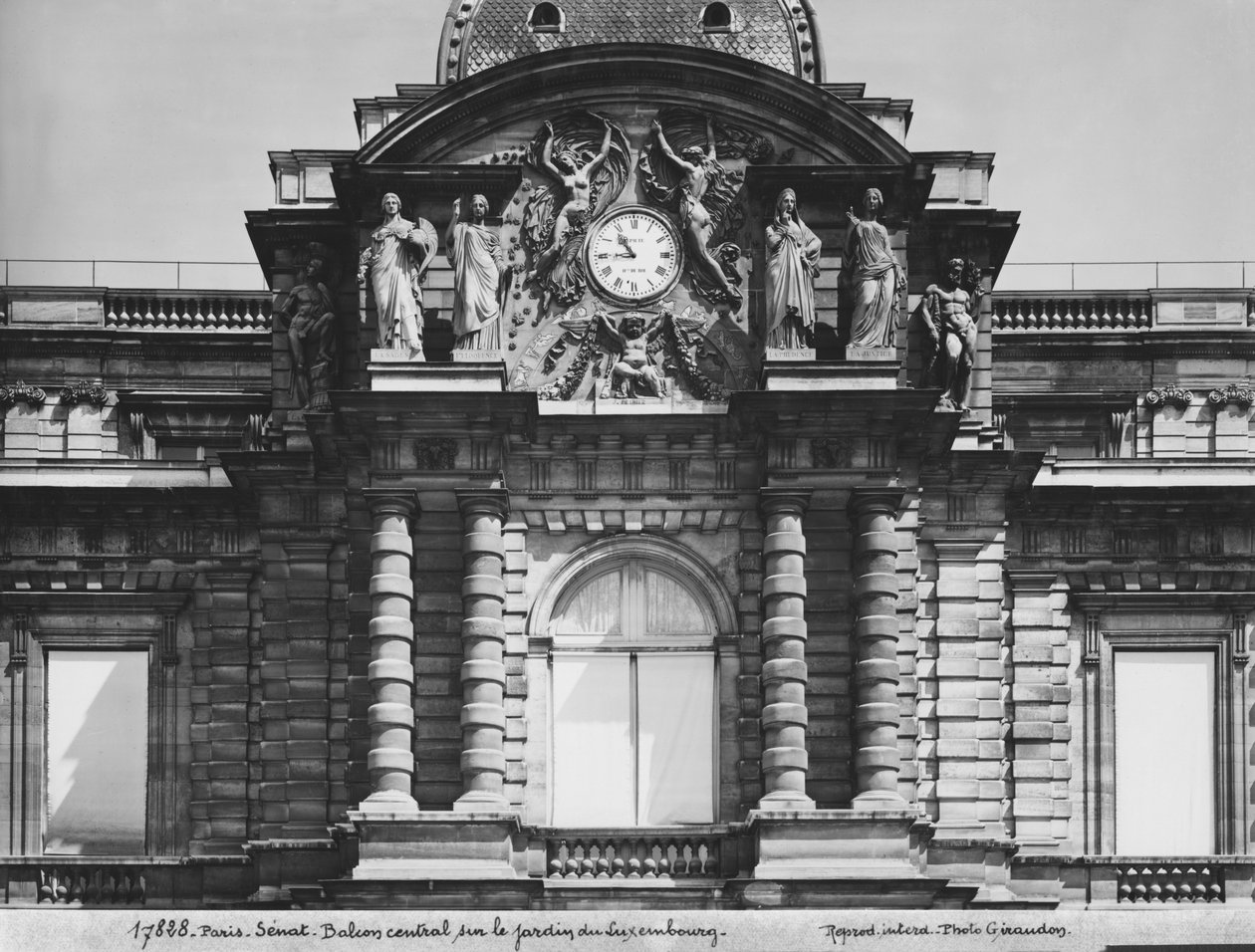 Giebel des Palais du Luxembourg, 1840 von James Pradier