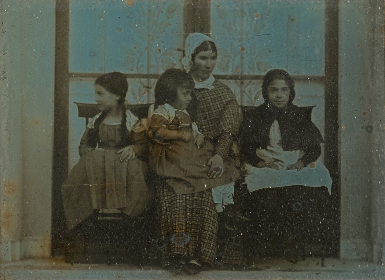 Gruppenporträt von zwei weiblichen Kindern und zwei weiblichen Dienern von Jean-Gabriel Eynard von Jean Gabriel Eynard
