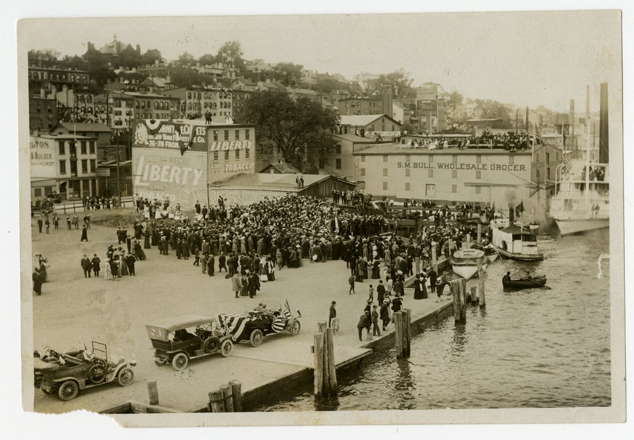 Newburgh: Empfang am Dock von Jessie Tarbox Beals