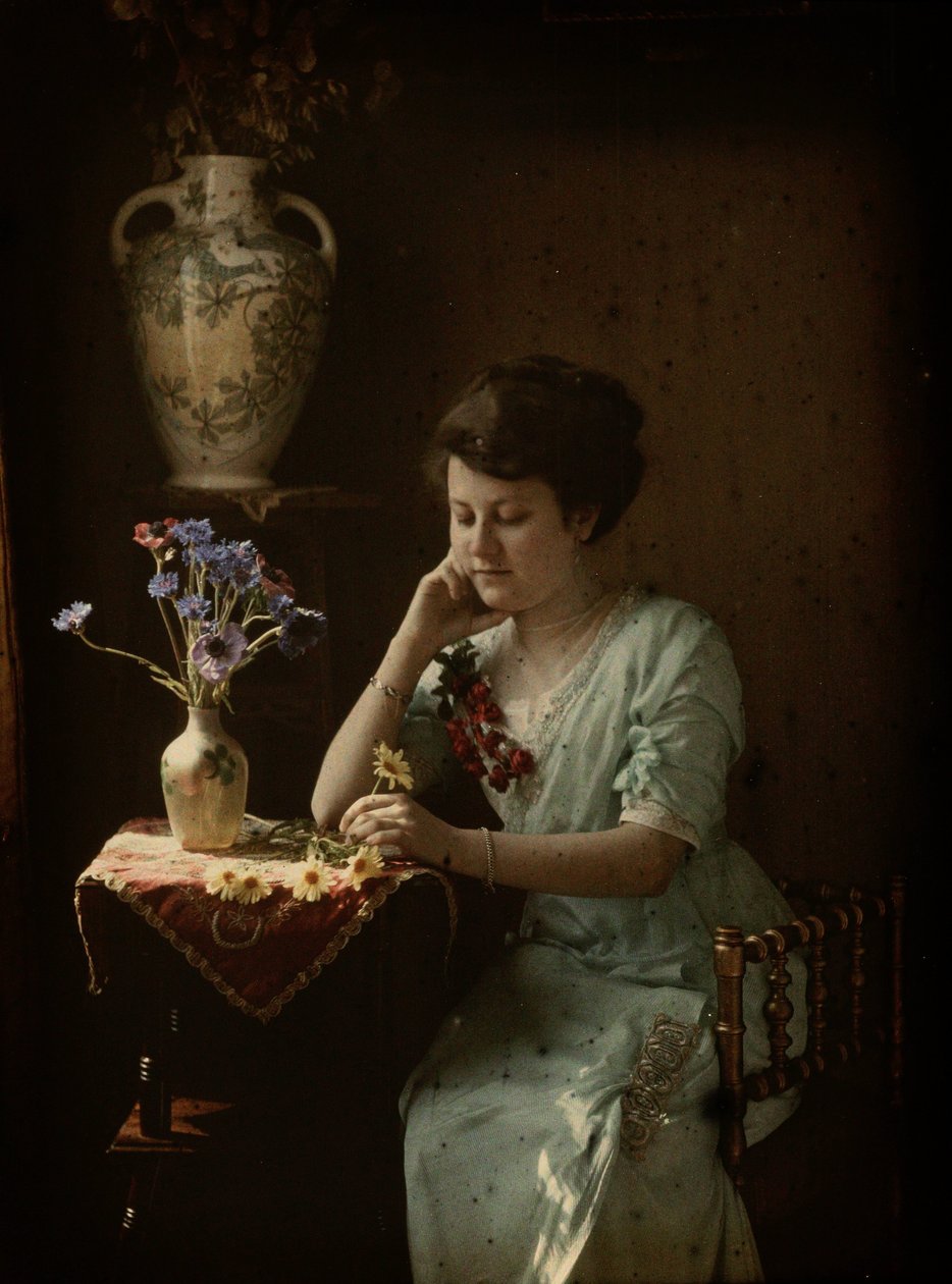 Frau mit Blumen von Johannes Hendrikus Antonius Maria Lutz