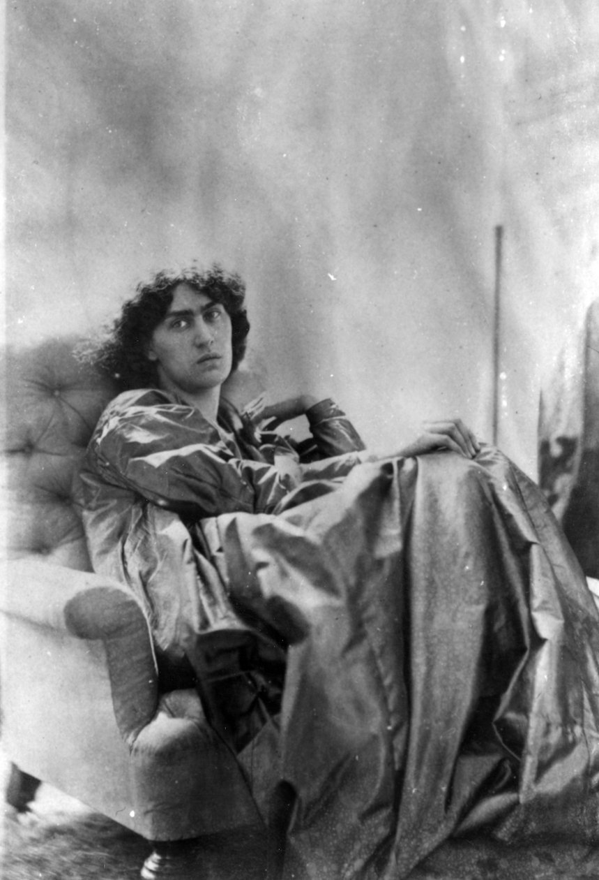 Jane Morris, posiert von Dante Gabriel Rossetti, 1865 (Albumindruck) von John R. Parsons