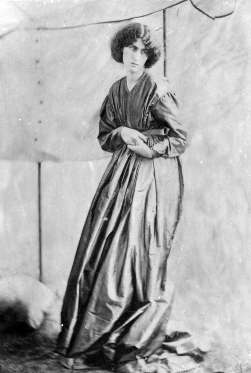 Jane Morris, posiert von Dante Gabriel Rossetti, 1865 von John R. Parsons