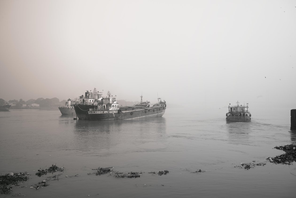 Jutefabrik, Kolkata, Indien, 2017 von Jon Nicholson