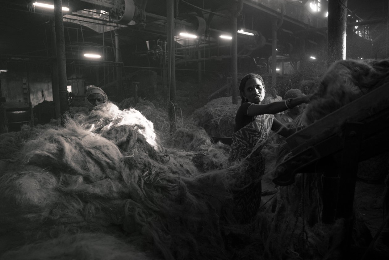Jutefabrik, Kolkata, Indien von Jon Nicholson