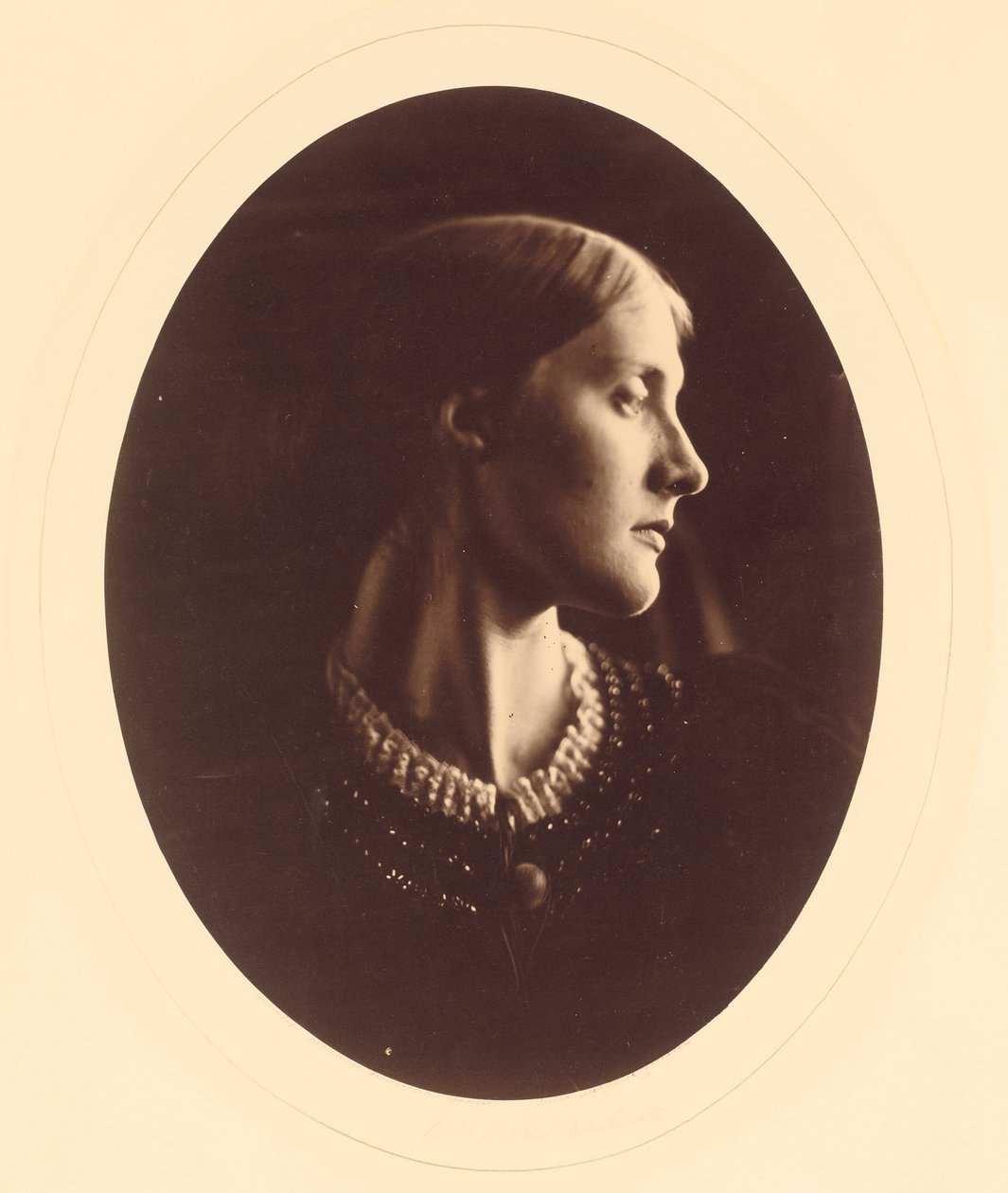 Mrs. Herbert Duckworth von Julia Margaret Cameron