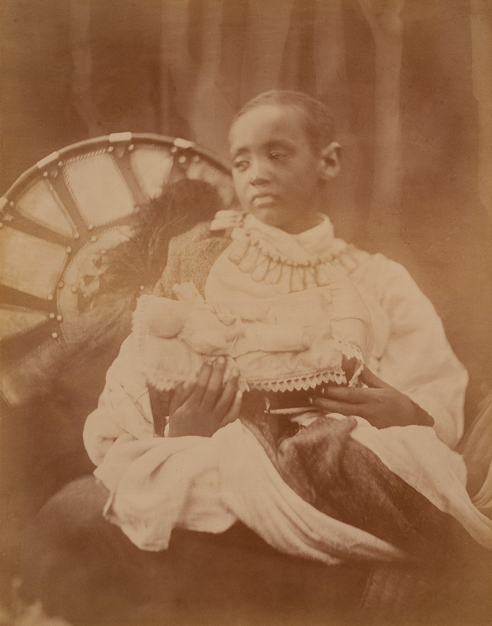 Prinz Dejatch Alamayou von Abessinien, um 1868 von Julia Margaret Cameron