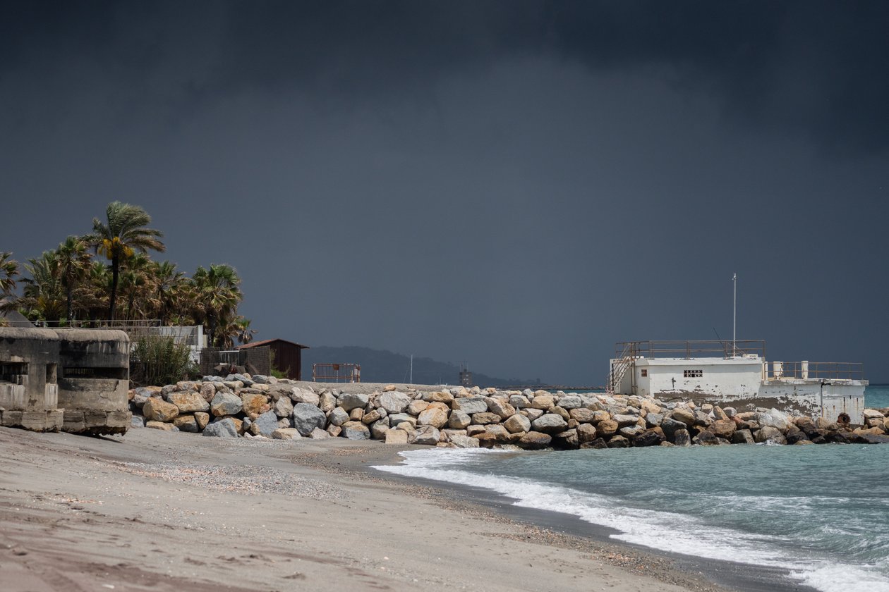Bunkerstrand, 2021 von Katha Wood