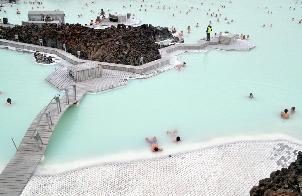 Blaue Lagune, Island von Katie Harker