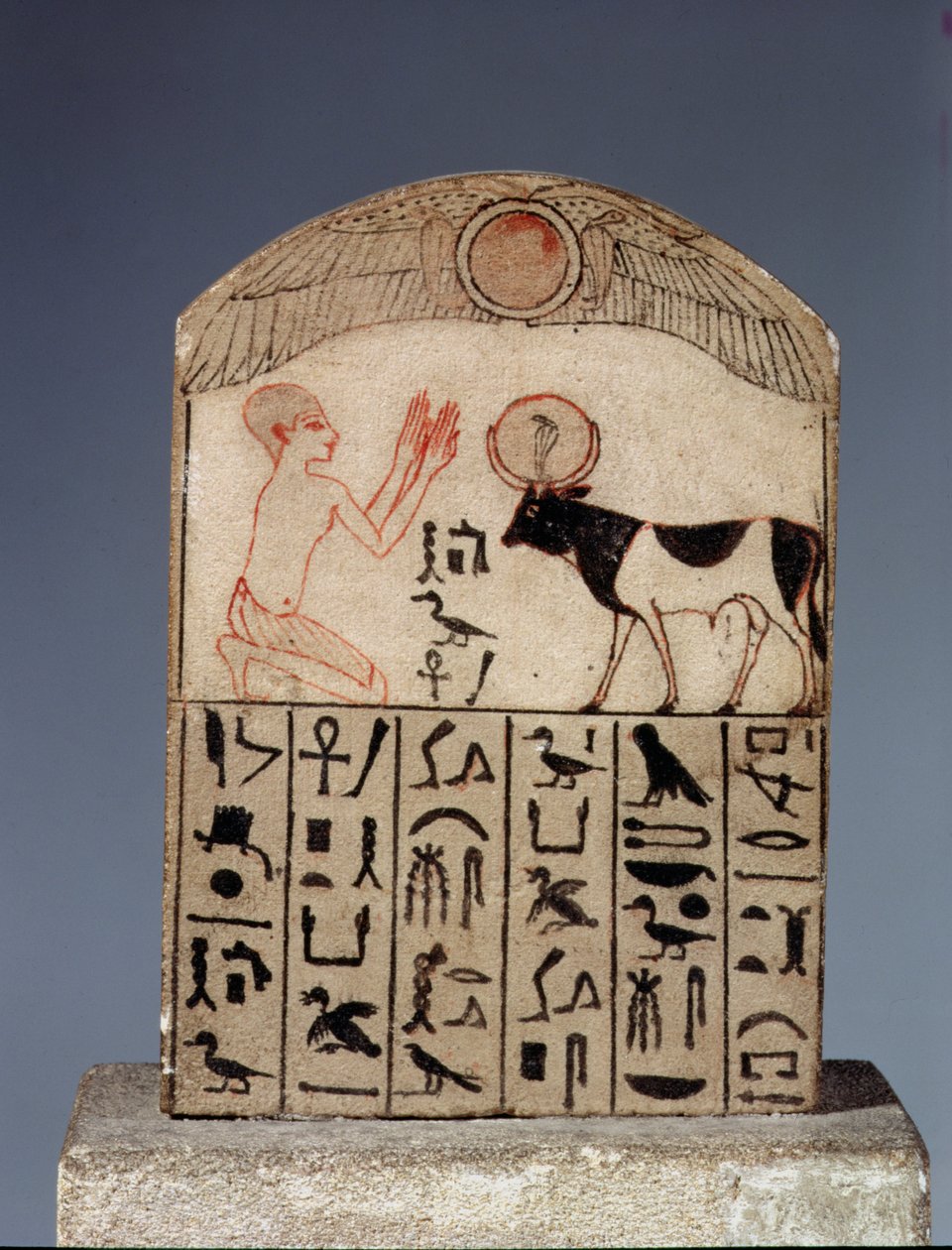 Stele für den Apis-Stier von Late Period Egyptian