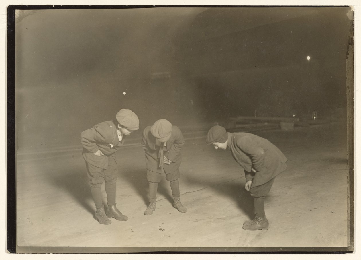 Ein Mitternachtswürfelspiel von Lewis W. Hine