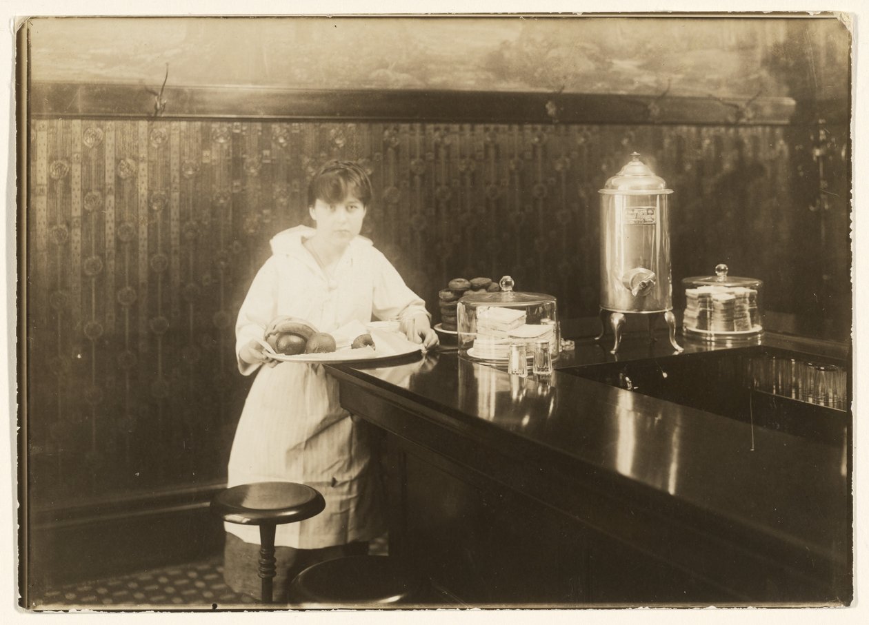 Kellnerin von Lewis W. Hine