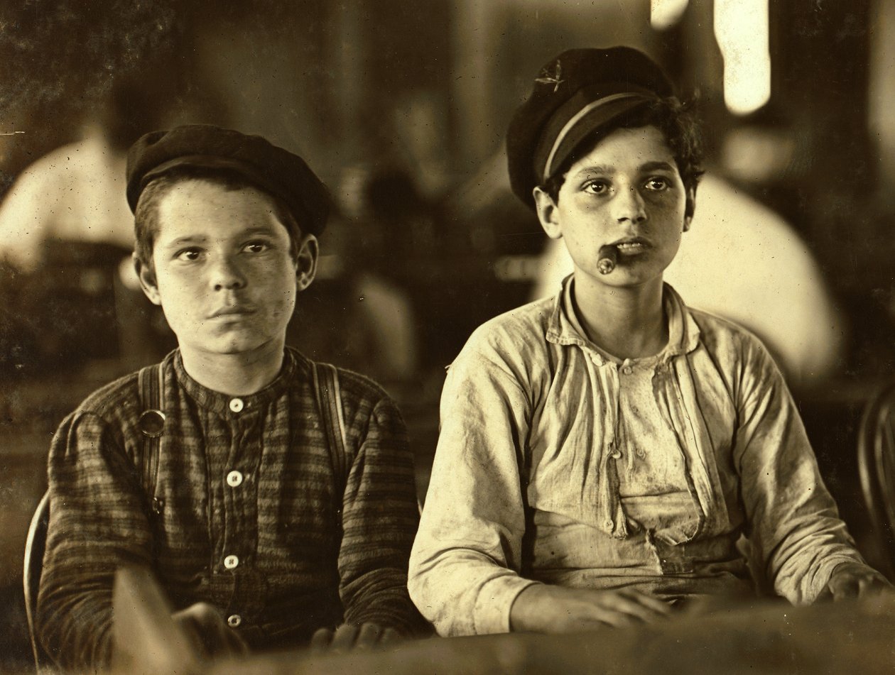 Zigarrenmacher, Tampa, Florida, 1909 von Lewis Wickes Hine