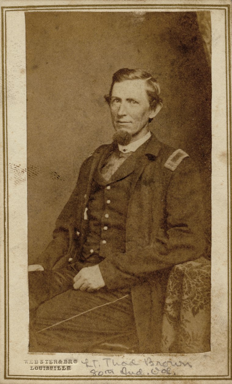 Halbporträt eines sitzenden Mannes in Uniform von Louisville Webster