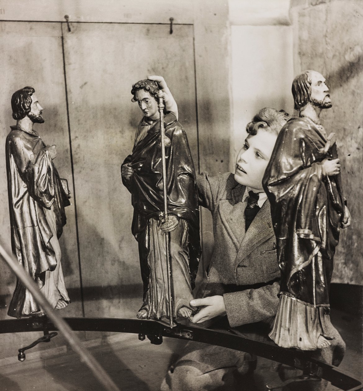 Drehende Statuen einer Uhr von Luigi Leoni